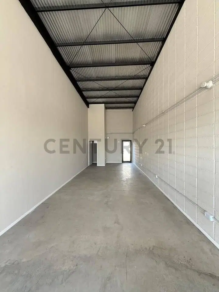 Docta Avenida Venta Local Comercial Con Renta Activa - Boulevar Principal de la Etapa II 2