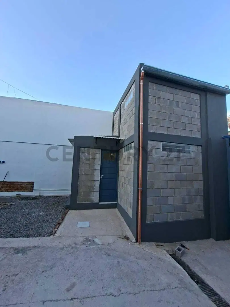 VENTA GALPON CON OFICINA EN EL CENTRO 2