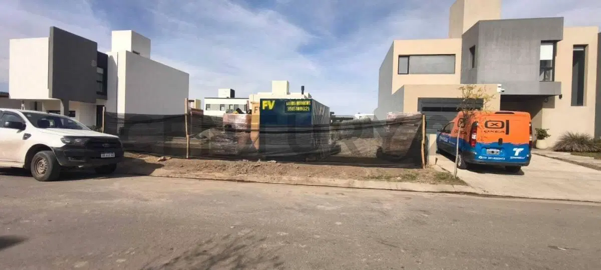 VENTA CASA 3 DORM EN  POZO DOCTA CENTRAL 3