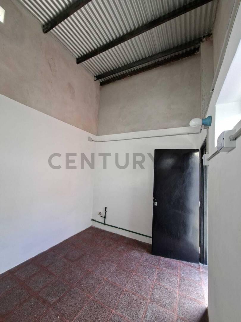Foto de ALQUILER GALPON EN CENTRO DE CORDOBA, imagen 2