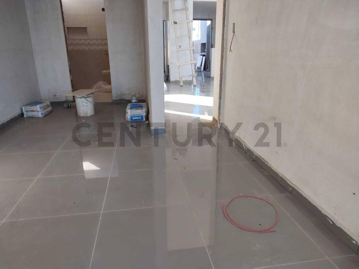 Foto de VENTA DÚPLEX DOCTA ETAPA 4 2 DORM (1 SUITE C/ VESTIDOR) 2 BAÑOS OPCION, imagen 2