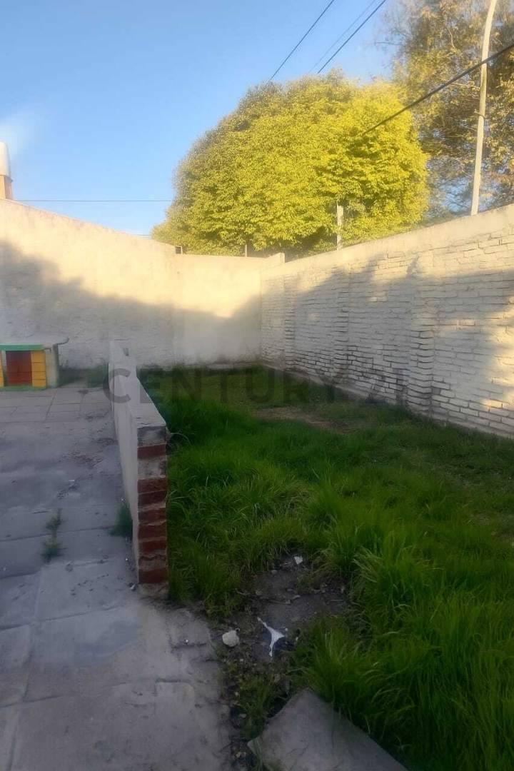 Foto de VENTA CASA 2 DORMITORIOS BARRIO AMPLIACION EMPALME, imagen 5