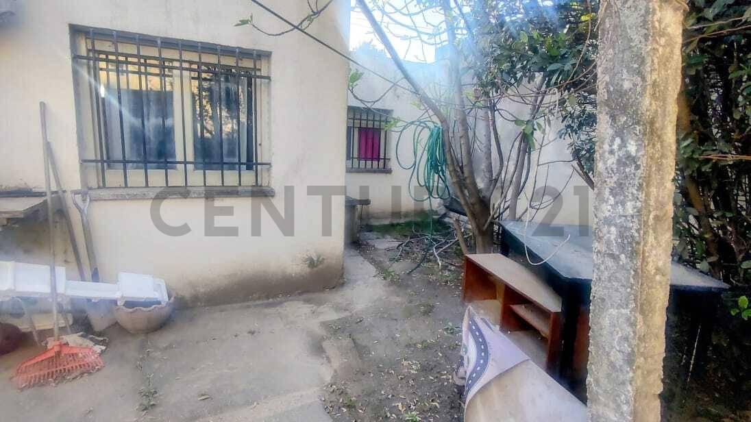 Foto de VENTA CASA 2 DORMITORIOS BARRIO AMPLIACION EMPALME, imagen 3