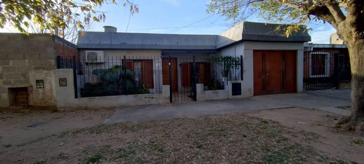 VENTA CASA 3 DORMITORIOS BARRIO SAN PABLO