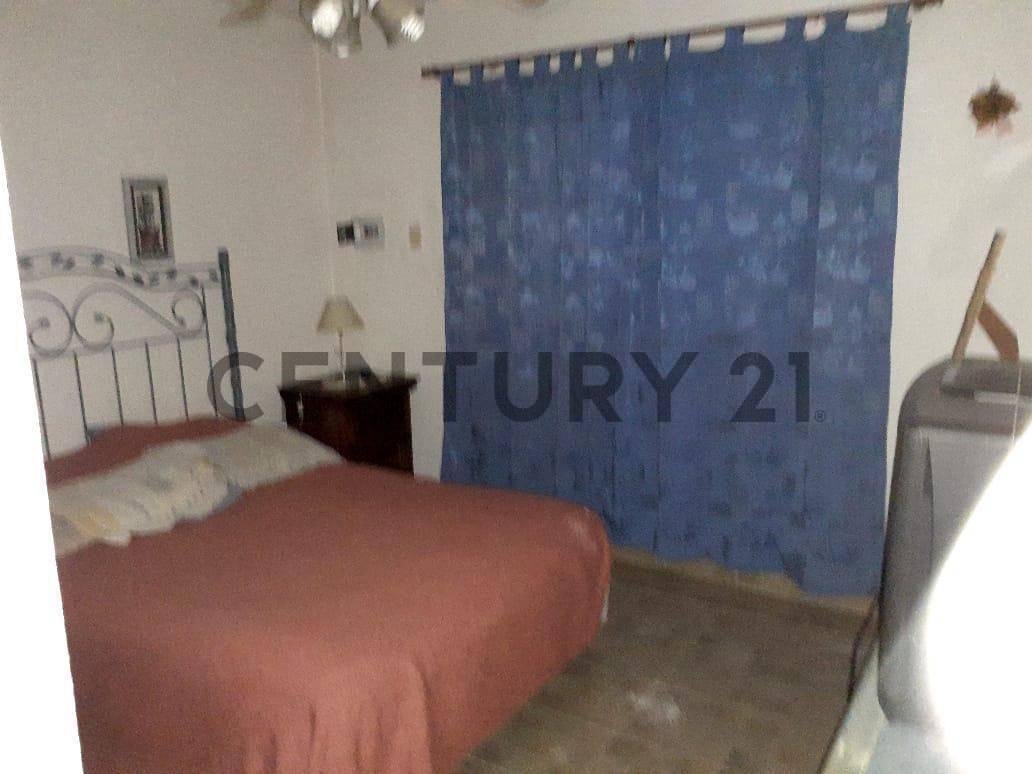 Foto de VENTA CASA BARRIO COSTA AZUL ANISACATE. DOS GRANDES TERRENOS JUNTOS, imagen 2