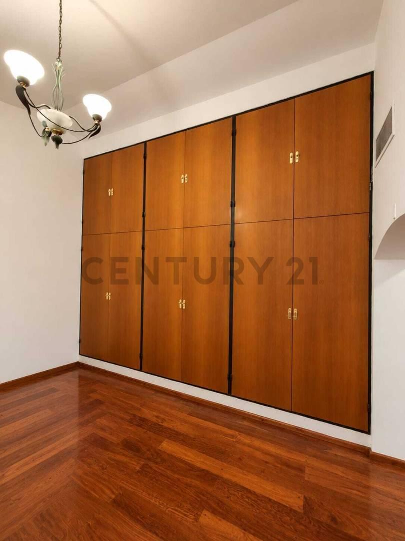 Foto de VENTA CASA 4 DORM BARRIO ALTO VERDE IMPECABLE, imagen 2