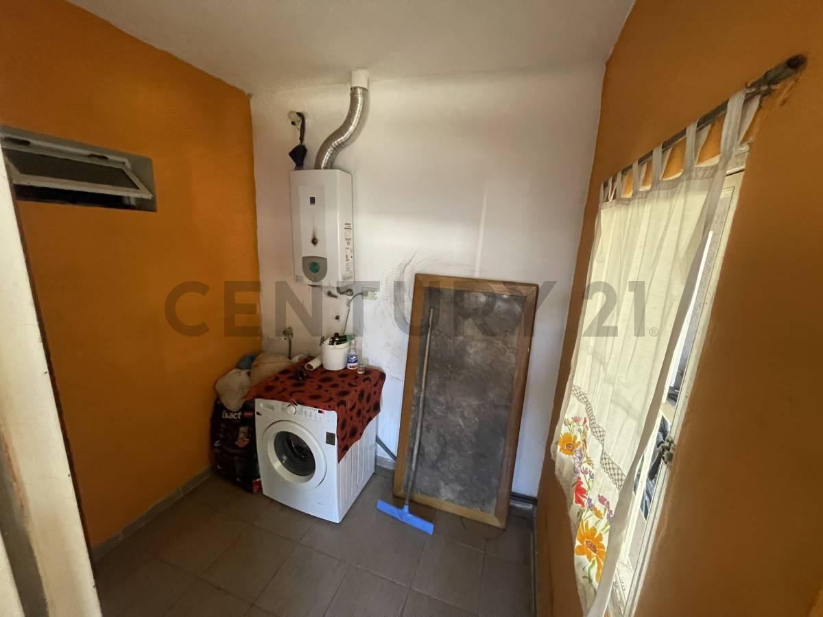 Foto de VENTA DE CASA 3 DORMITORIOS PARQUE Y PILETA BARRIO LOS BOULEVARES, imagen 5