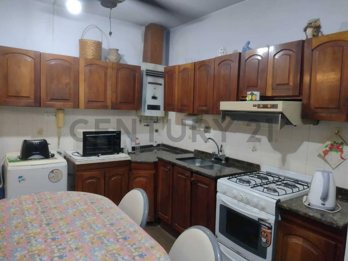 Foto de VENTA DEPARTAMENTO 2 DORMITORIOS B° ALBERDI, imagen 5