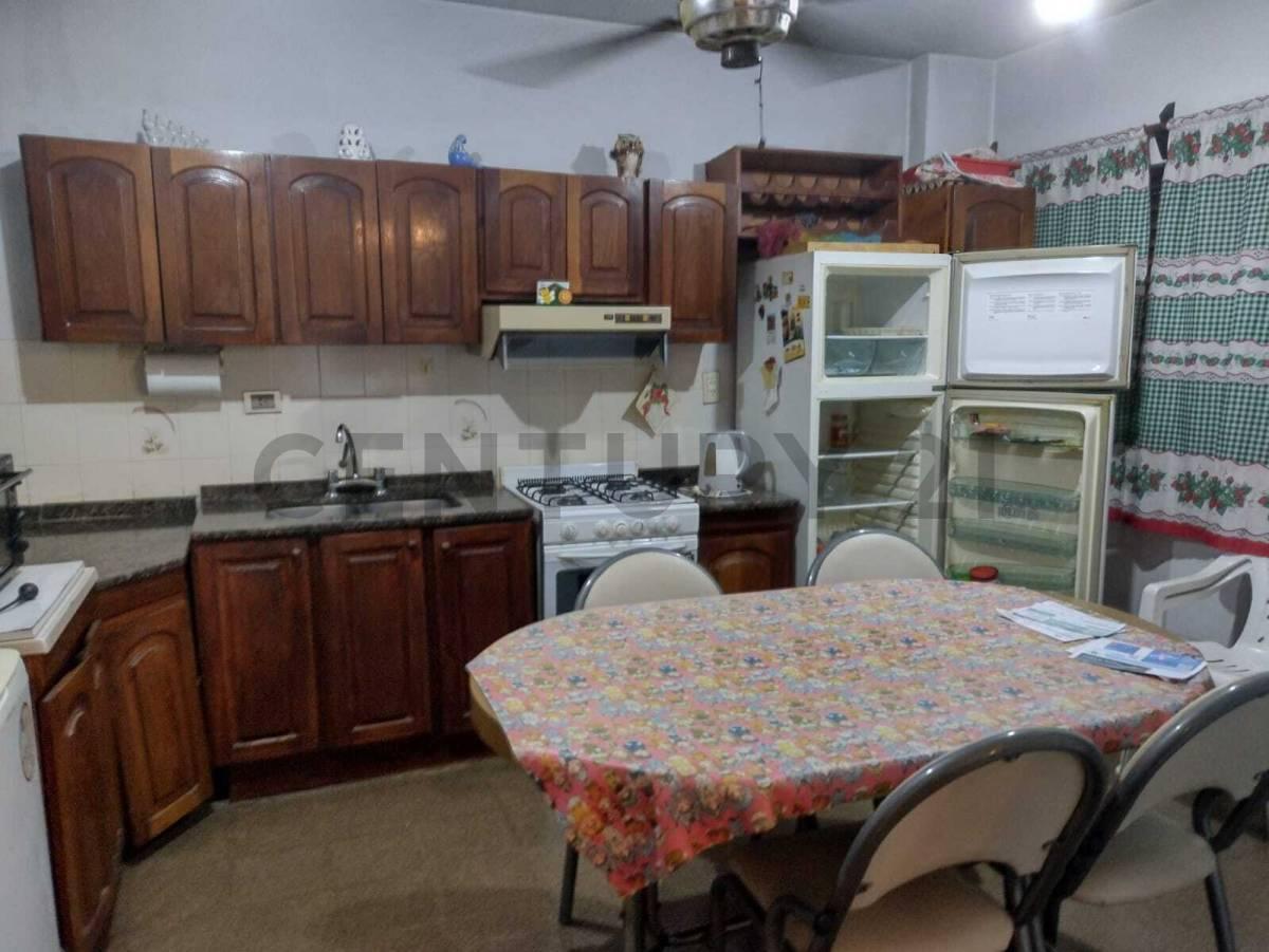 Foto de VENTA DEPARTAMENTO 2 DORMITORIOS B° ALBERDI, imagen 4