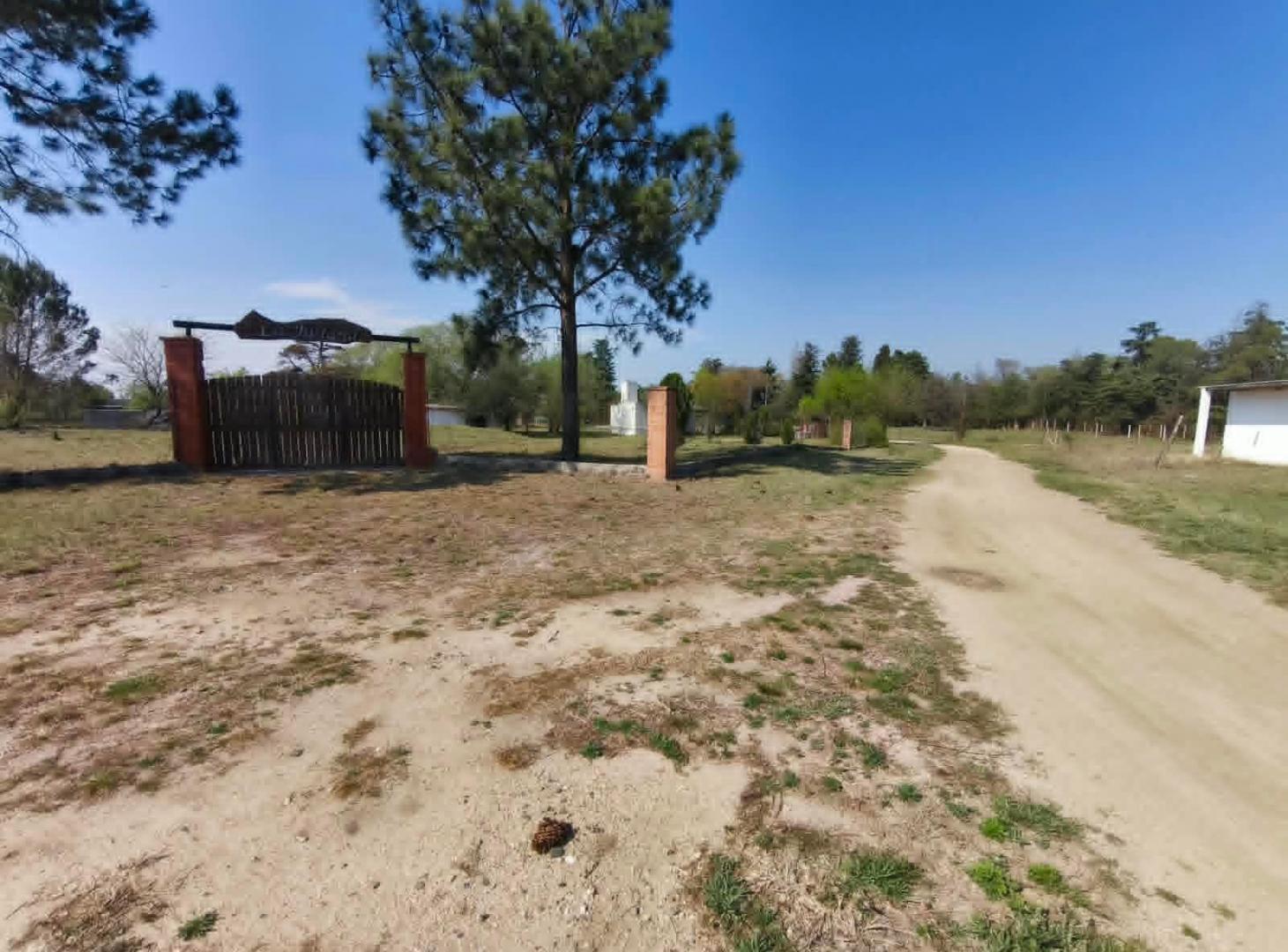 Foto de VENTA CASA BARRIO COSTA AZUL ANISACATE. TRES GRANDES TERRENOS JUNTOS, imagen 2