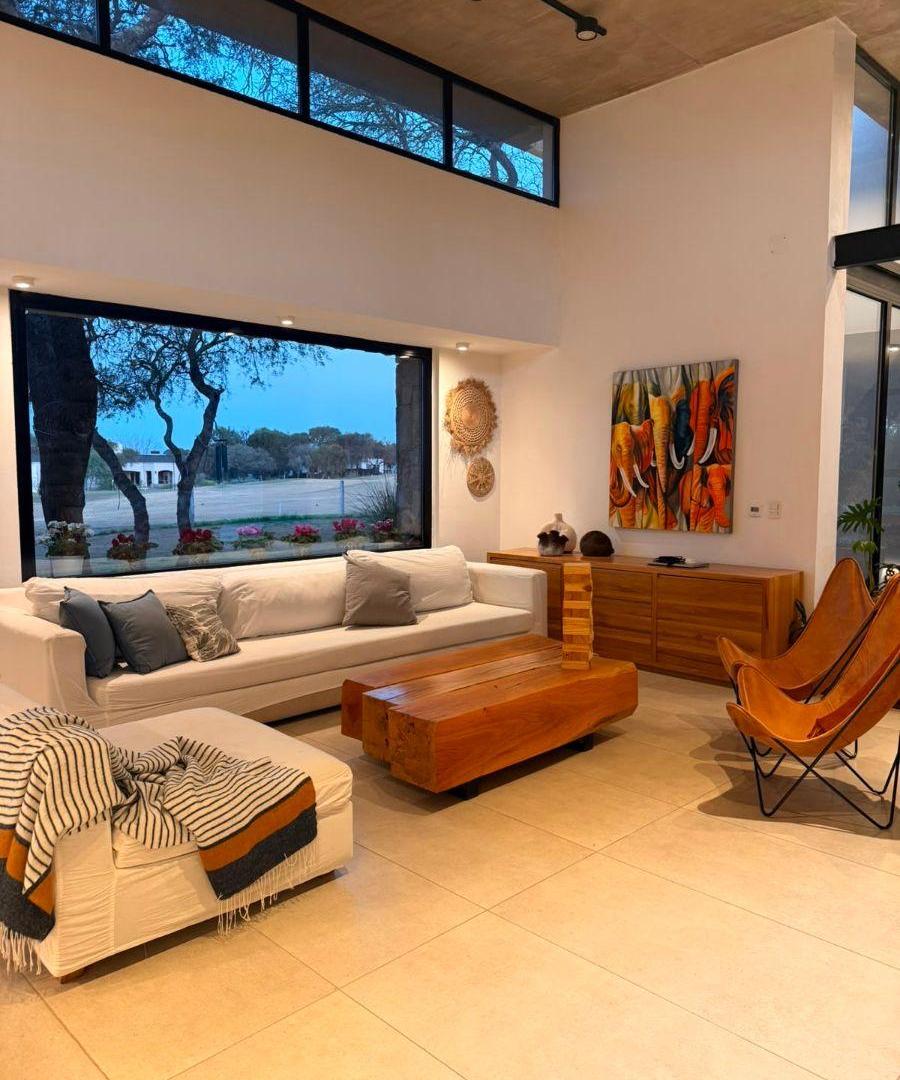 Foto de DISEÑO, VANGUARDIA Y CATEGORÍA EN VALLE DEL GOLF. MASTER SUITE EN PB, imagen 4