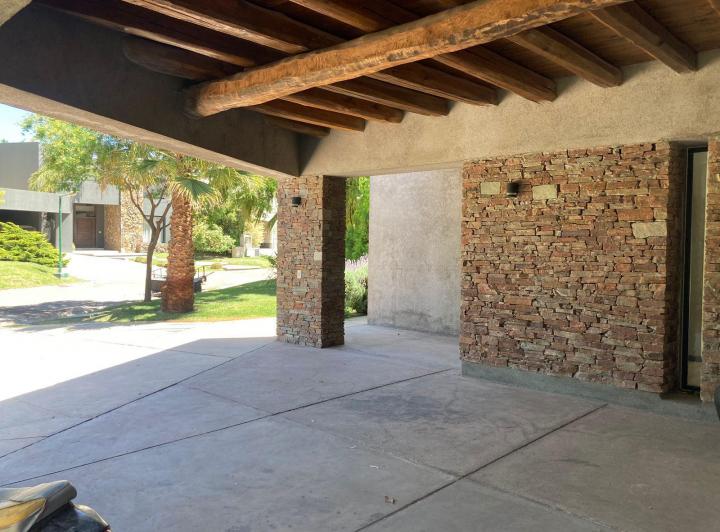 Hermosa Casa en Venta - B° El Remanso  3