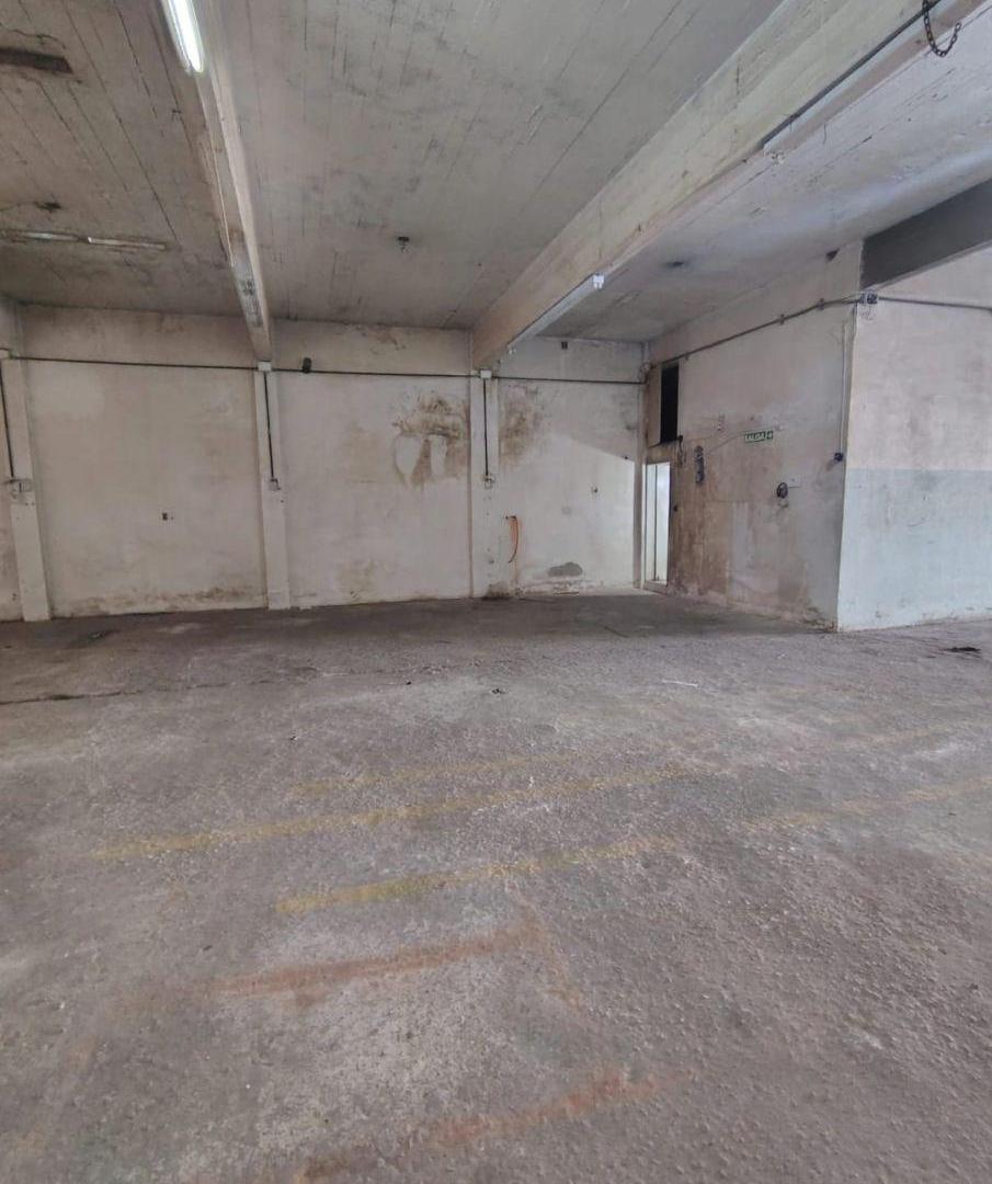 Foto de Alquileres de Locales Comerciales Calle Blas Parera, imagen 2