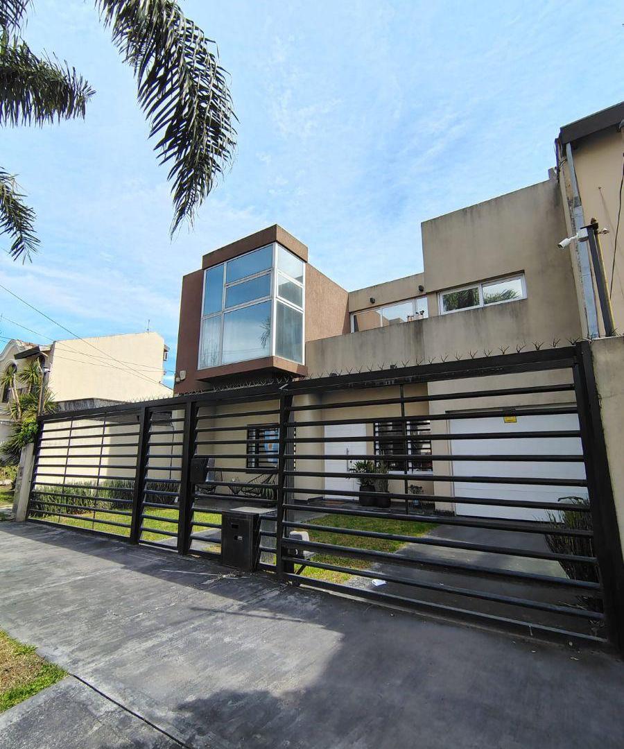 Foto de VENTA CASA DOS PLANTAS, 3 AMBIENTES, QUINCHO Y PILETA- S.A. DE PADUA, imagen 3
