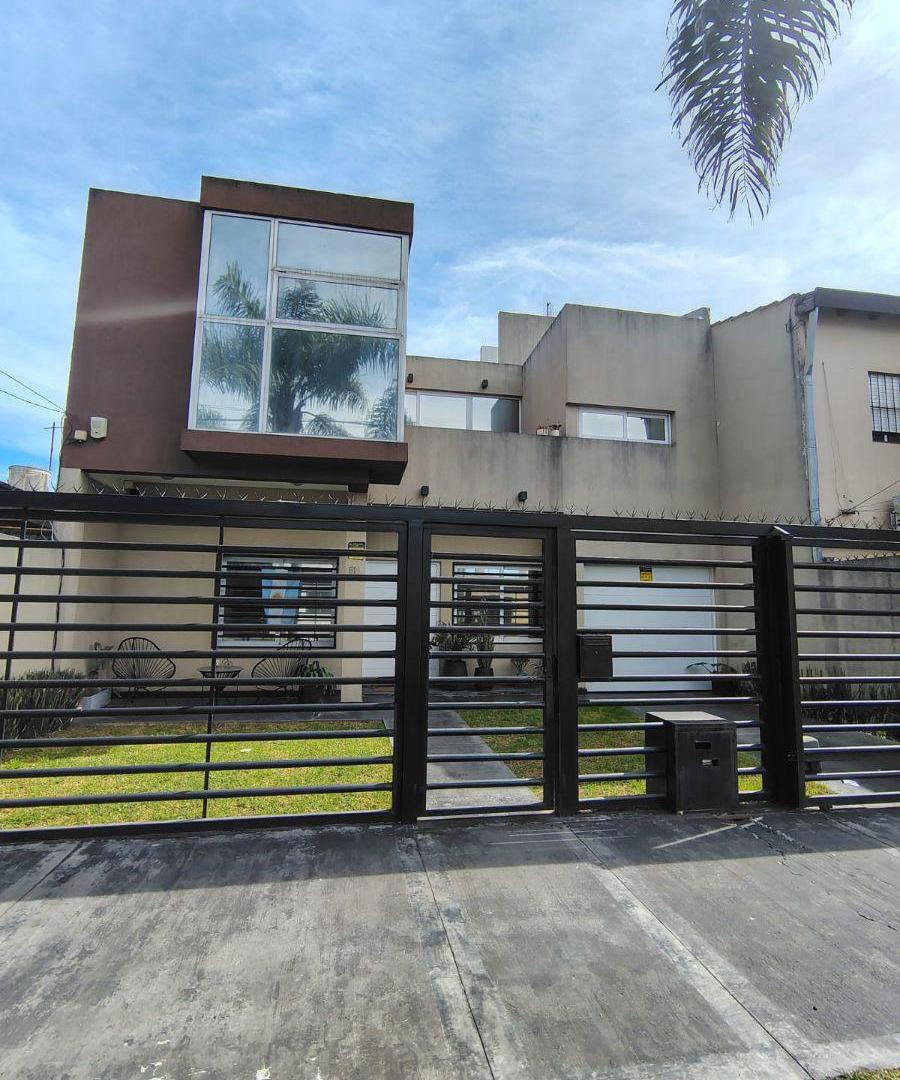 Foto de VENTA CASA DOS PLANTAS, 3 AMBIENTES, QUINCHO Y PILETA- S.A. DE PADUA, imagen 1