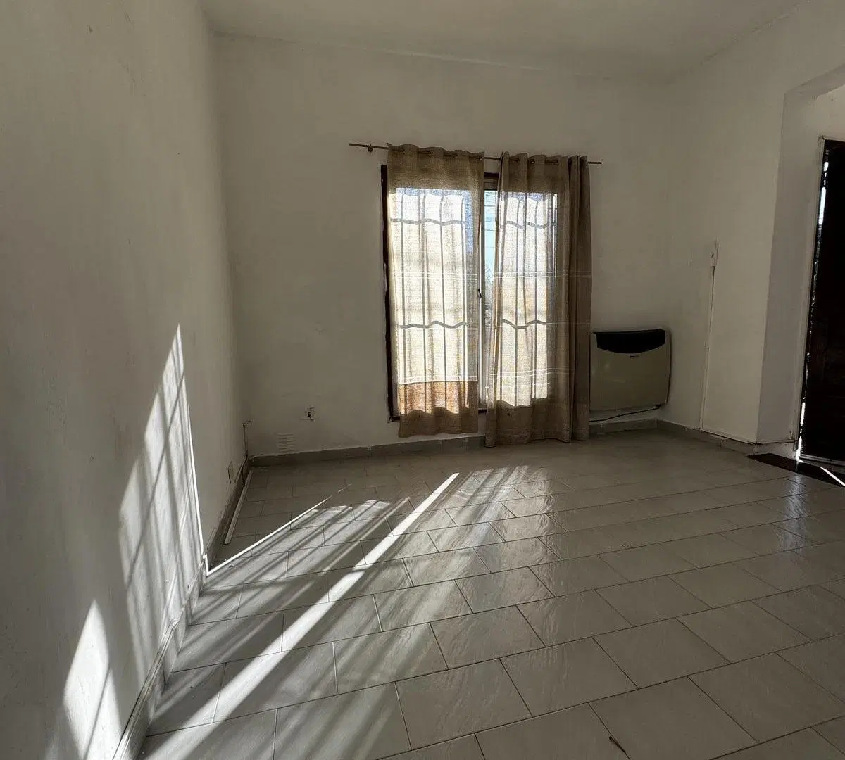 CASA EN ALQUILER RINCON DE MILBERG-TIGRE 1