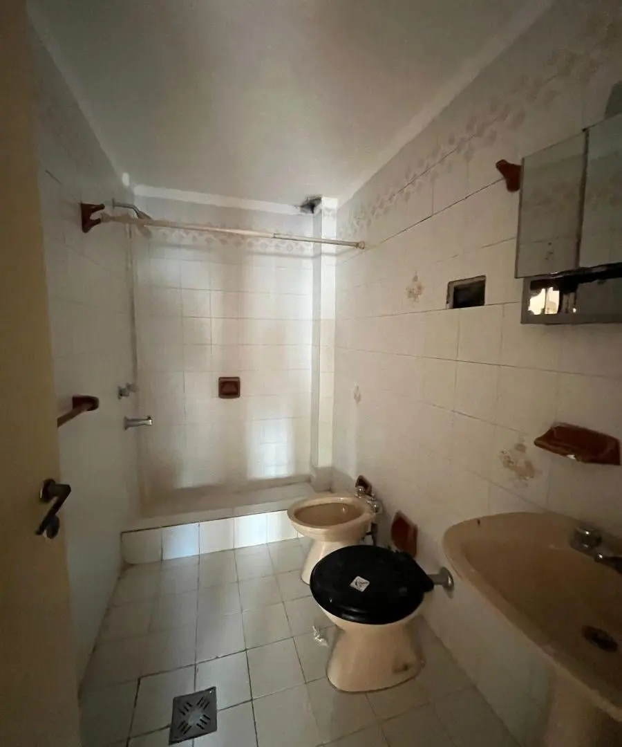 DEPARTAMENTO AMPLIO EN ALQUILER 4