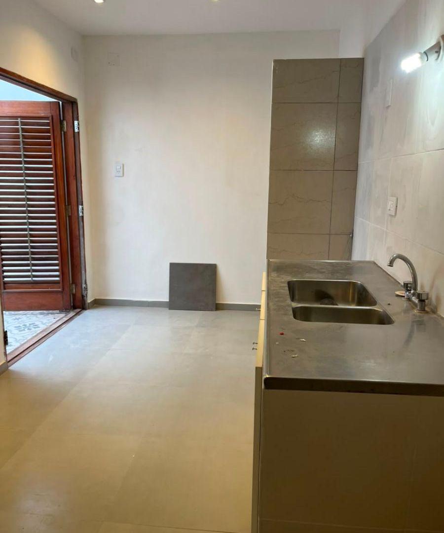 Foto de DEPARTAMENTO CENTRICO INTERNO PLANTA BAJA 25 DE MAYO Y SALTA., imagen 4
