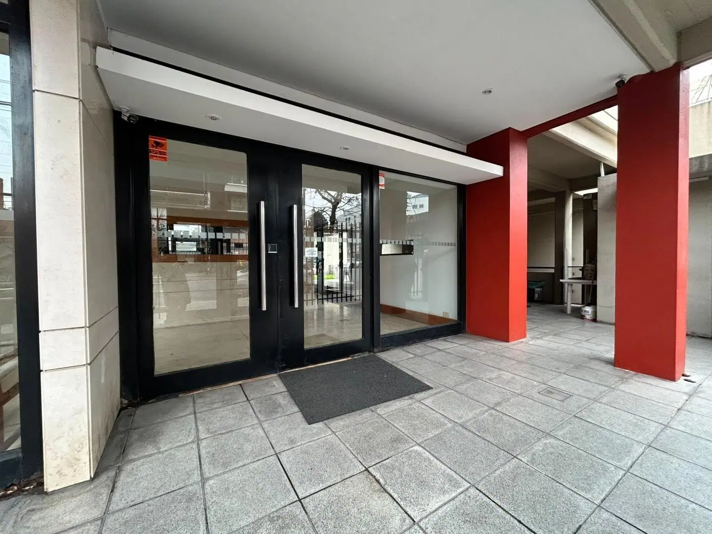 2 AMB 49 M2 COCHERA FIJA CUBIERTA. BALCON 4.8 X 1.5. PILETA 8