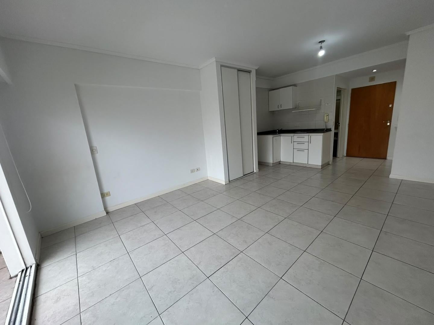 Foto de 1 AMB 32 M2 15 AÑOS .7º PISO A LA CALLE APTO PROFESIONAL, imagen 5