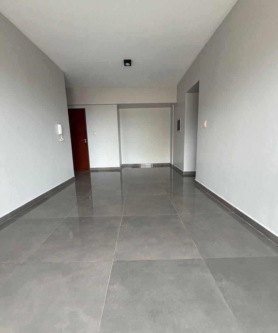 VENDO AMPLIO DEPARTAMENTO DE 2 DORMITORIOS EN BARRIO SUR