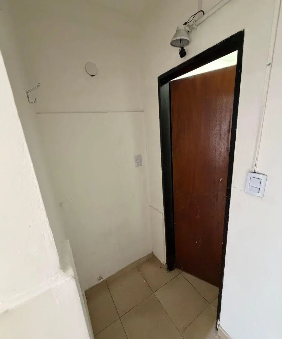 ALQUILO LOCAL COMERCIAL EN BARRIO NORTE 5