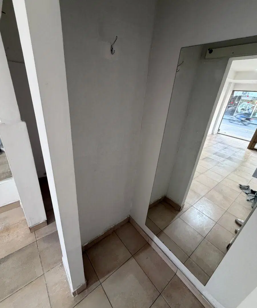 ALQUILO LOCAL COMERCIAL EN BARRIO NORTE 2