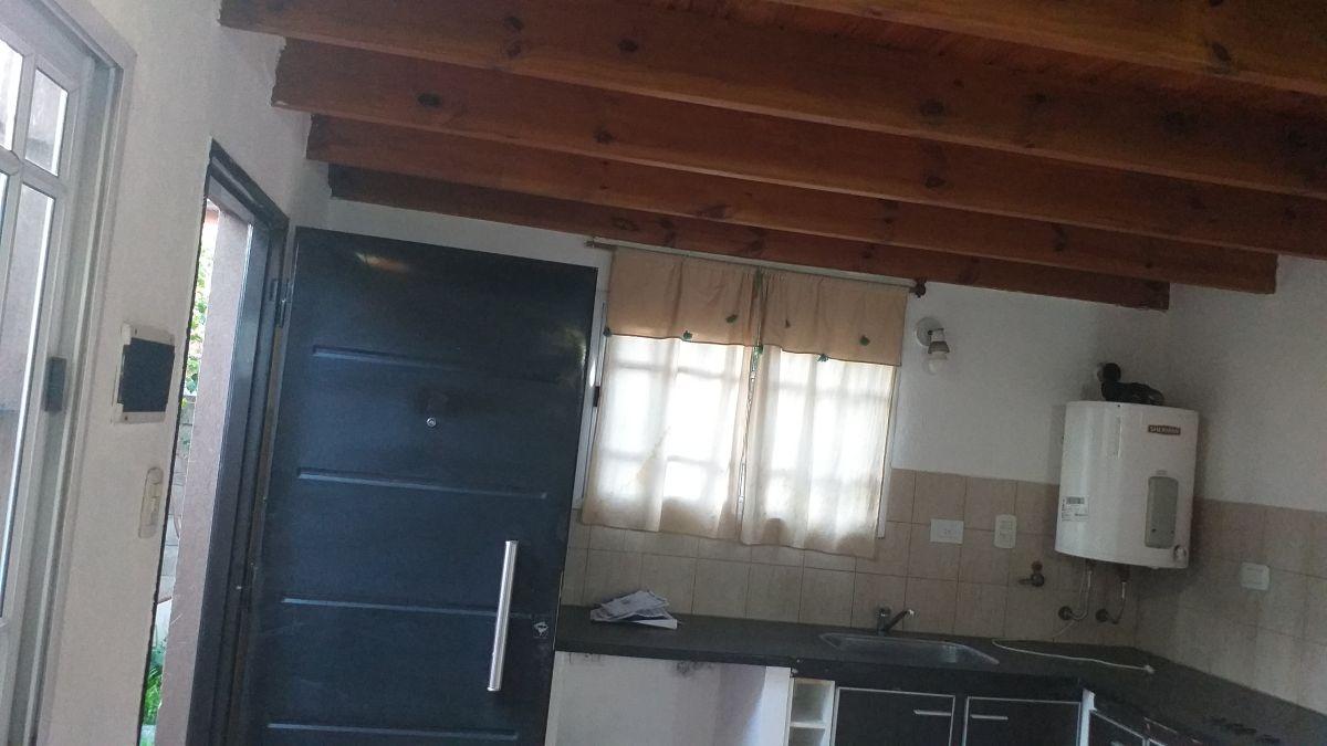 Foto de Departamento tipo casa, sin expensas. Acepta mascota., imagen 3