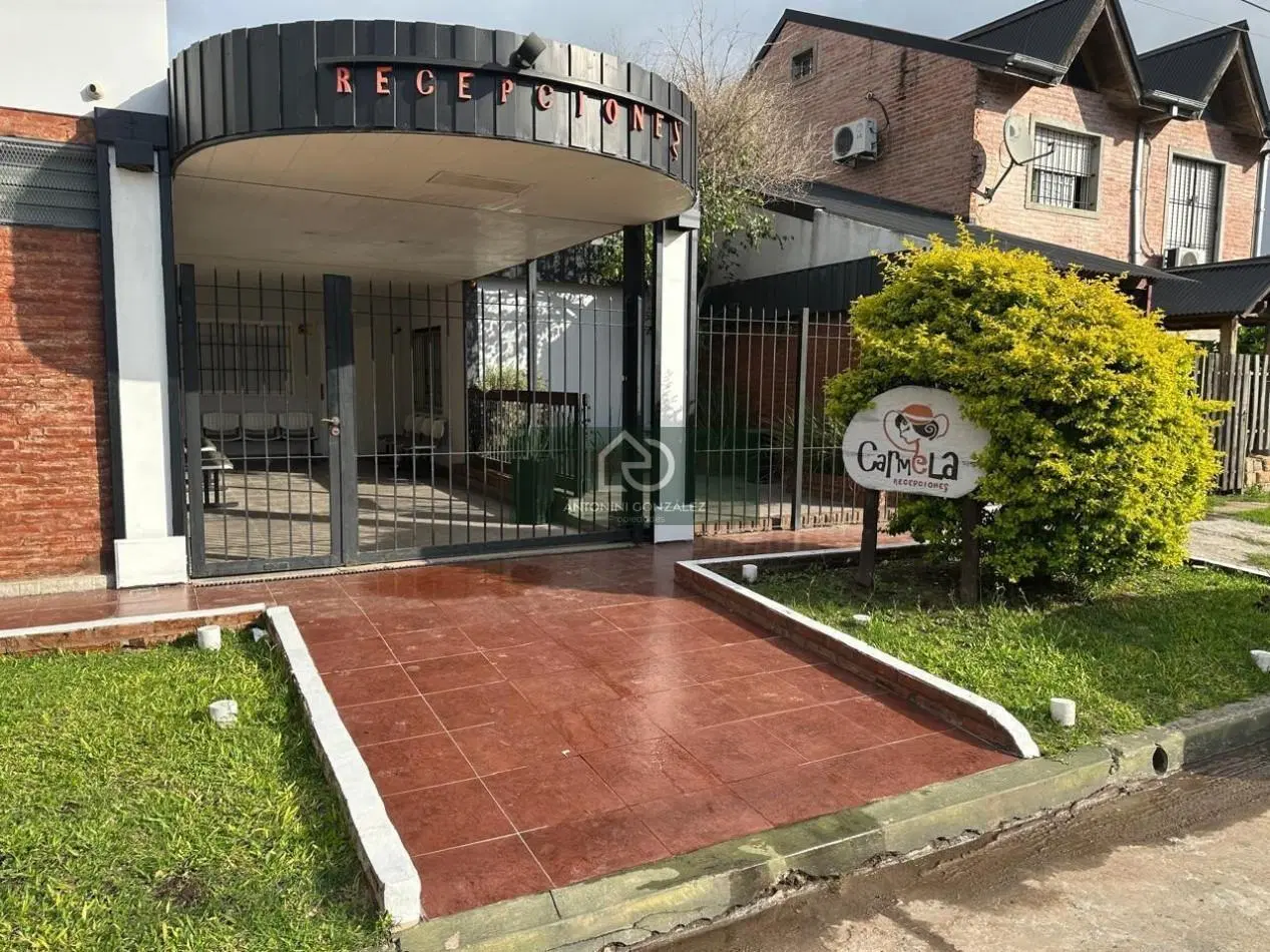 Local para Eventos Oficinas o Deposito en Ituzaingo Norte | 180m² | Equipado 2