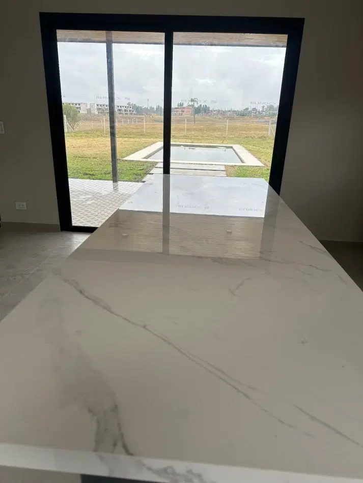 Venta casa 4 ambientes barrio cerrado lujan 3