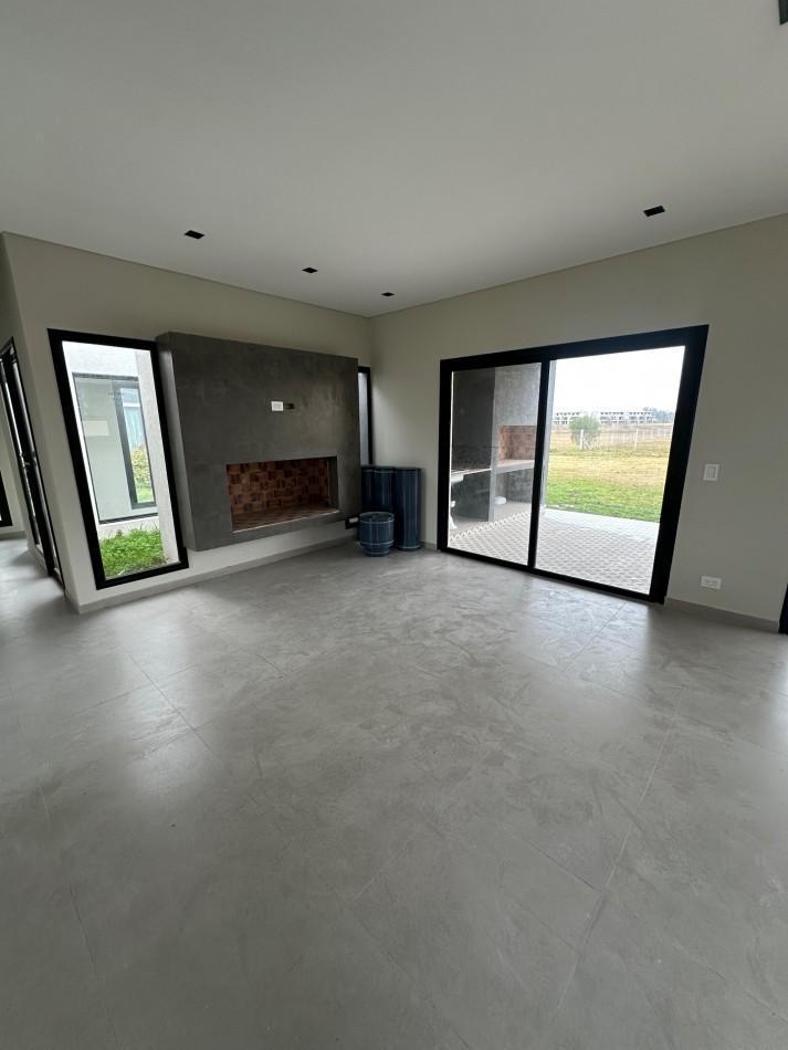 Foto de Venta casa 4 ambientes barrio cerrado lujan, imagen 5