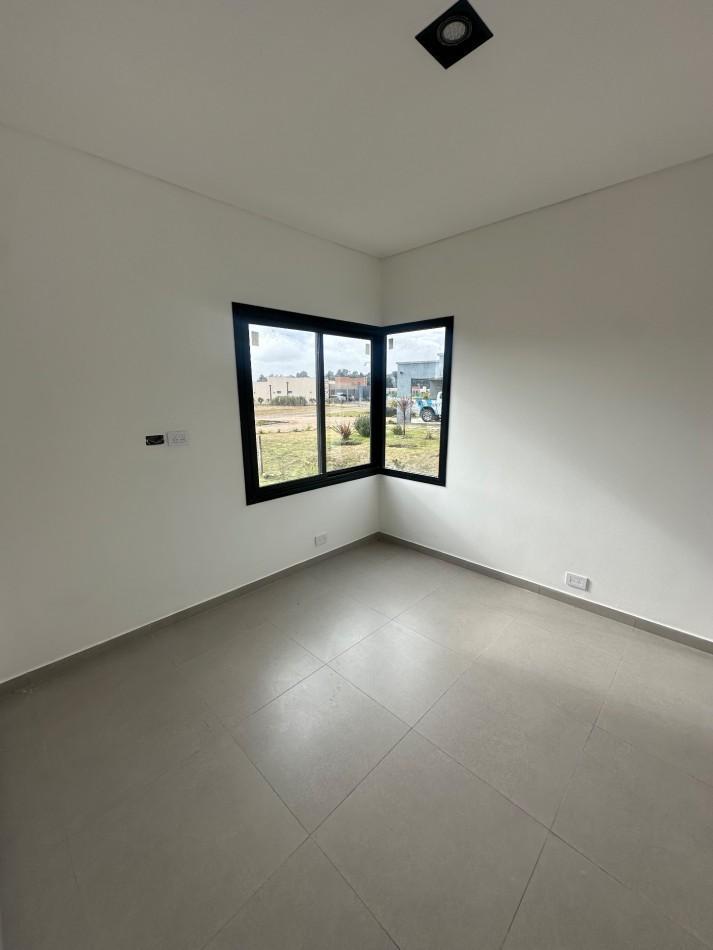Foto de Casa a estrenar 4 ambientes en barrio los juncos., imagen 4