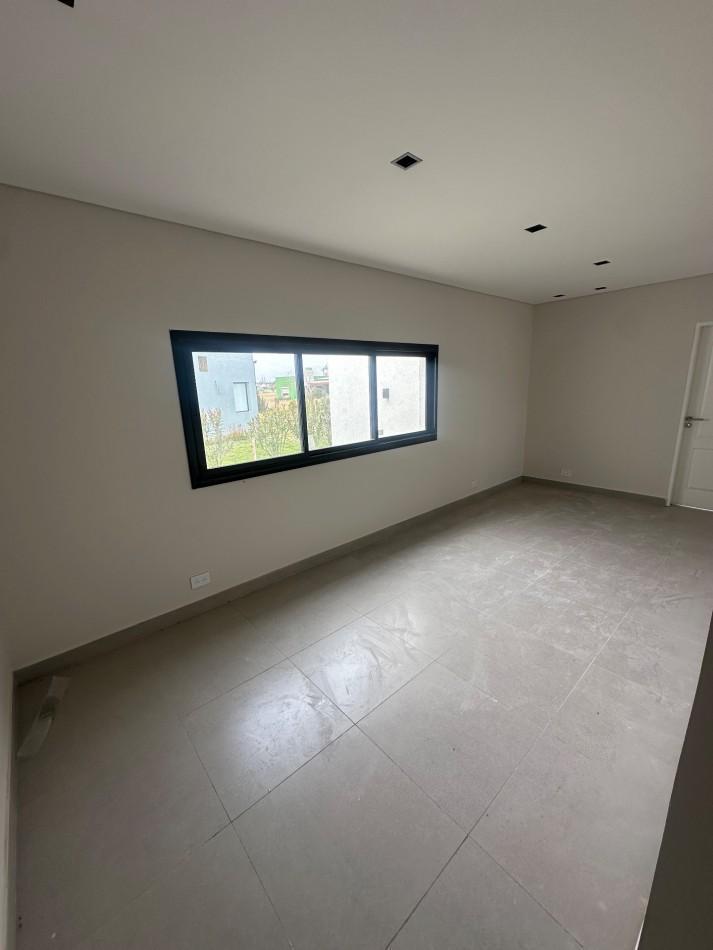 Foto de Casa a estrenar 4 ambientes en barrio los juncos., imagen 2