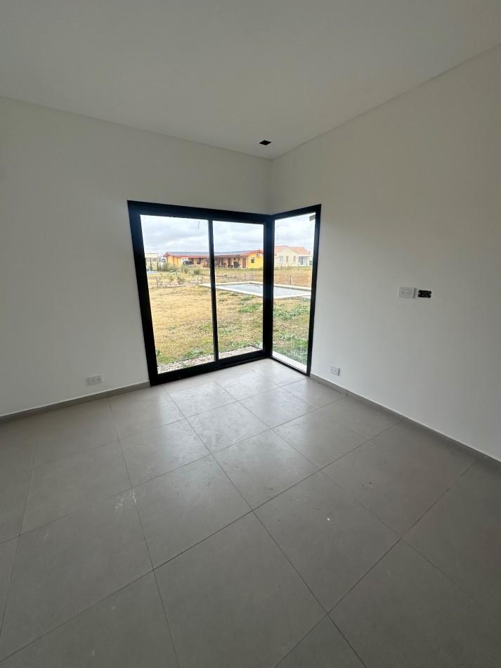Foto de Casa a estrenar 4 ambientes en barrio los juncos., imagen 5