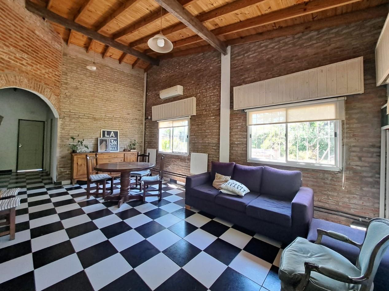 Foto de Casa multifamiliar en venta- Paso del rey., imagen 1