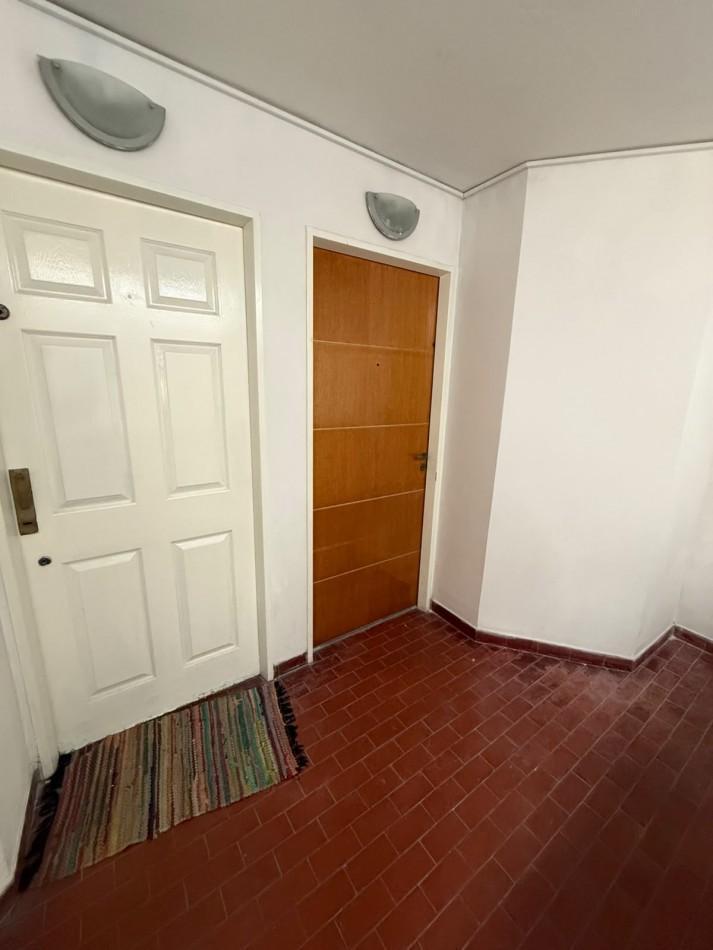 Foto de PH 3 AMBIENTES CON ALTILLO EN VILLA SARMIENTO - APTO CRE, imagen 2