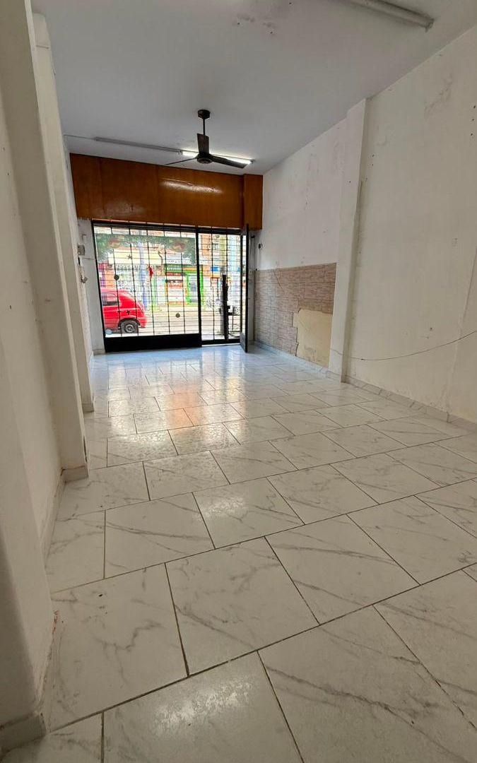 Foto de Alquiler comercial Castelar Sur, imagen 2