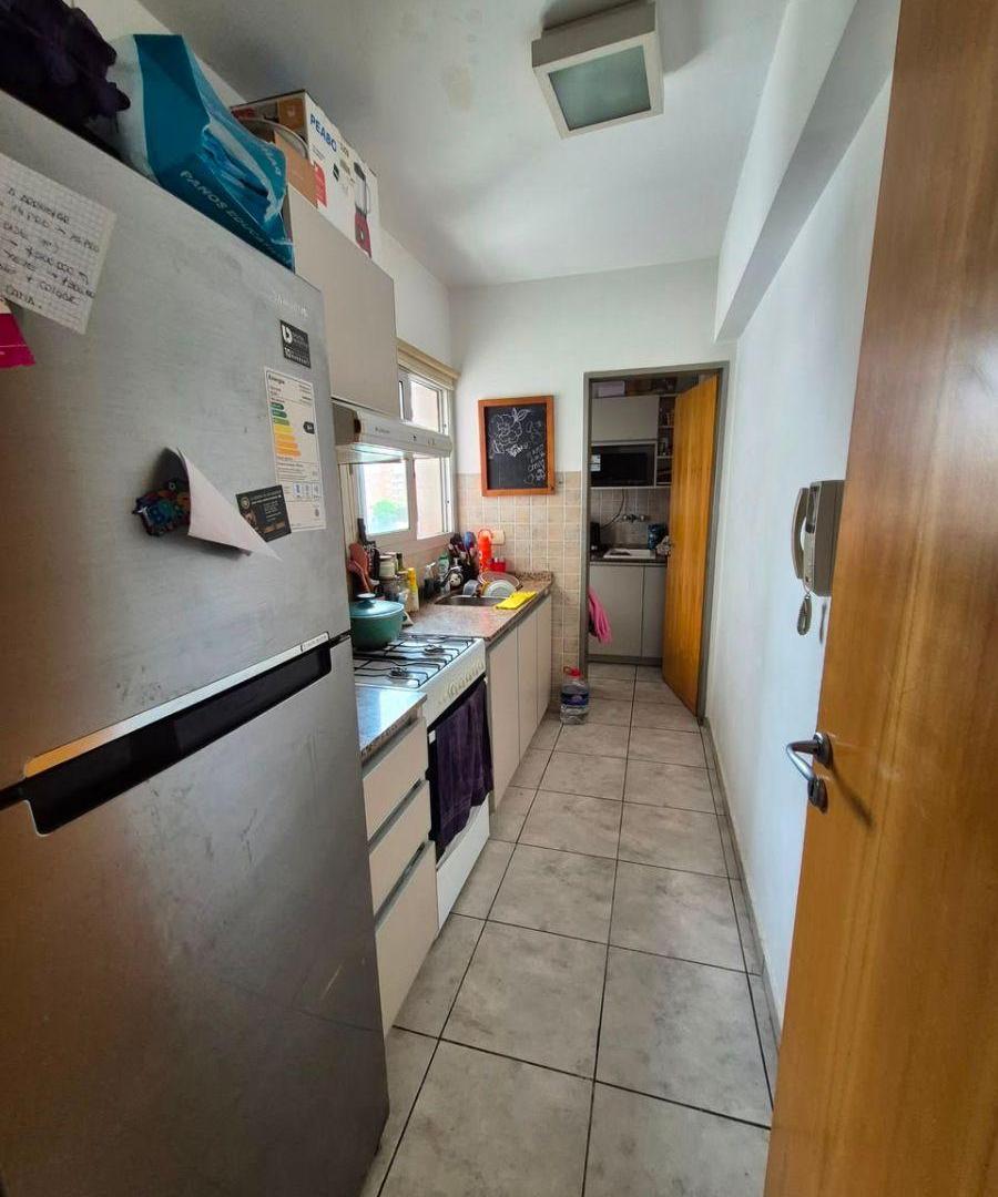 Foto de Venta departamento de 2 ambientes con cochera en Castelar – Apto crédito, imagen 1