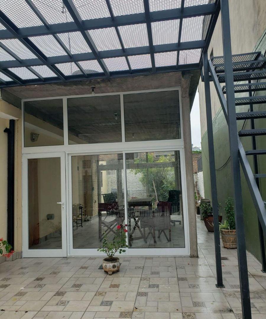 Foto de Casa en venta 6 ambientes., imagen 2