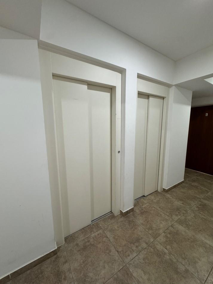 Foto de Alquiler monoambiente itu sur con cochera, imagen 4