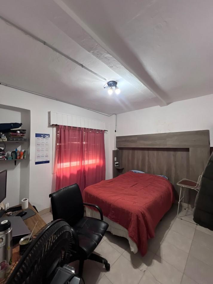Foto de Oportunidad: 2 unidades a 4 cuadras de la estacion Castelar, imagen 1