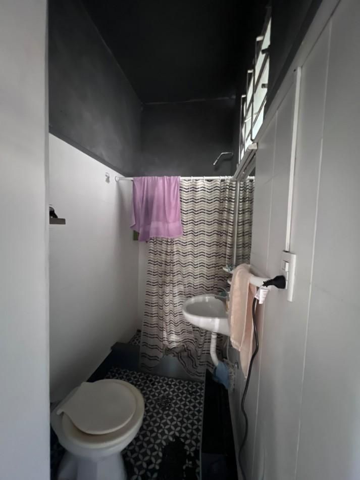Foto de Oportunidad: 2 unidades a 4 cuadras de la estacion Castelar, imagen 3