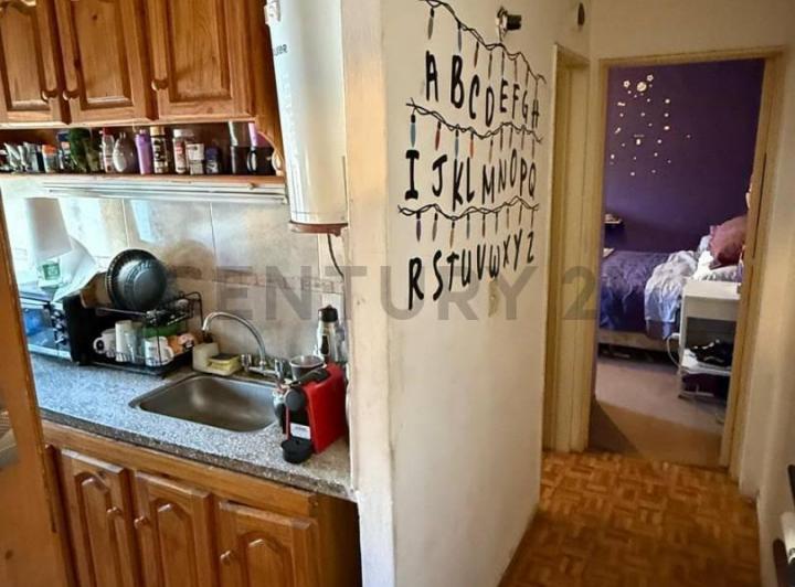 Departamento 2 Ambientes al Frente con Balcón | Segundo Piso por Escalera | Centro de San Justo 4