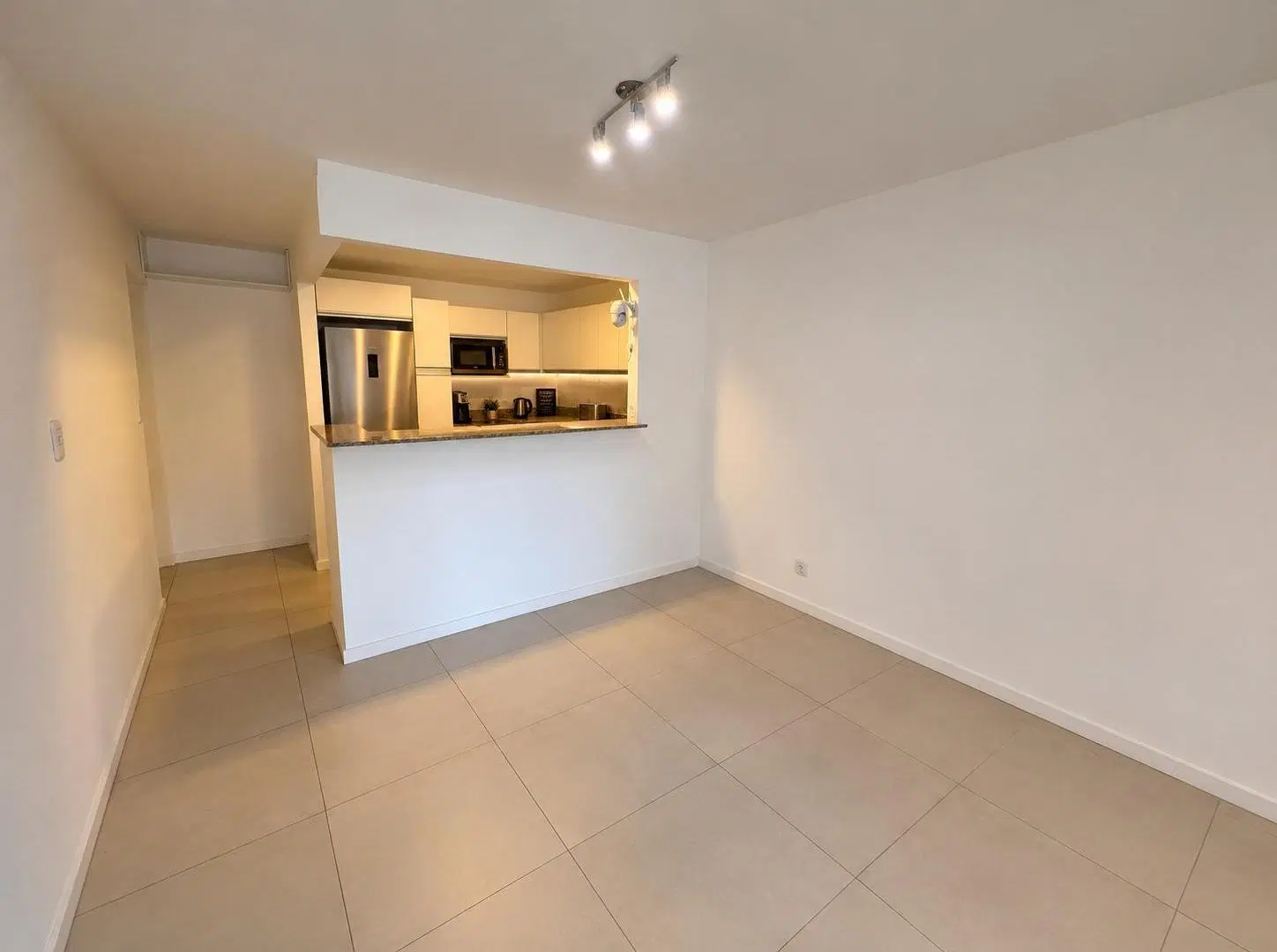 Departamento en venta en Torre Laureana fte a Hyatt y pasos de Av. Sarmiento y Belgrano 2