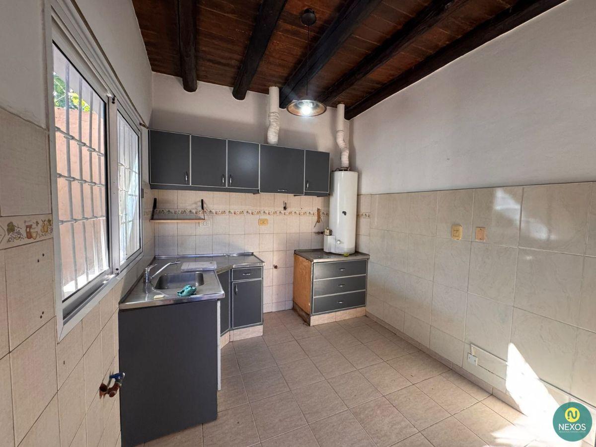 Foto de Casa en alquiler c/ cochera en Coquimbito, imagen 3