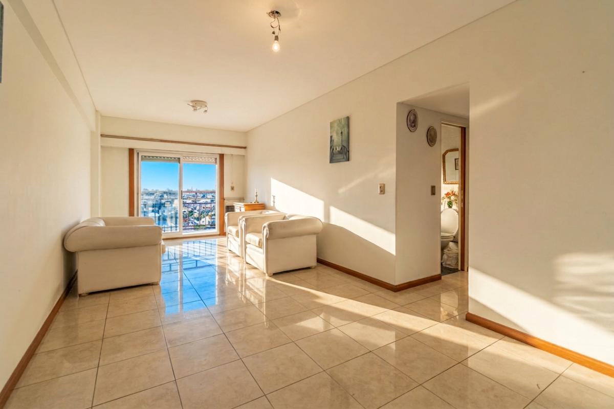 Casa 4 ambientes venta Sarandí