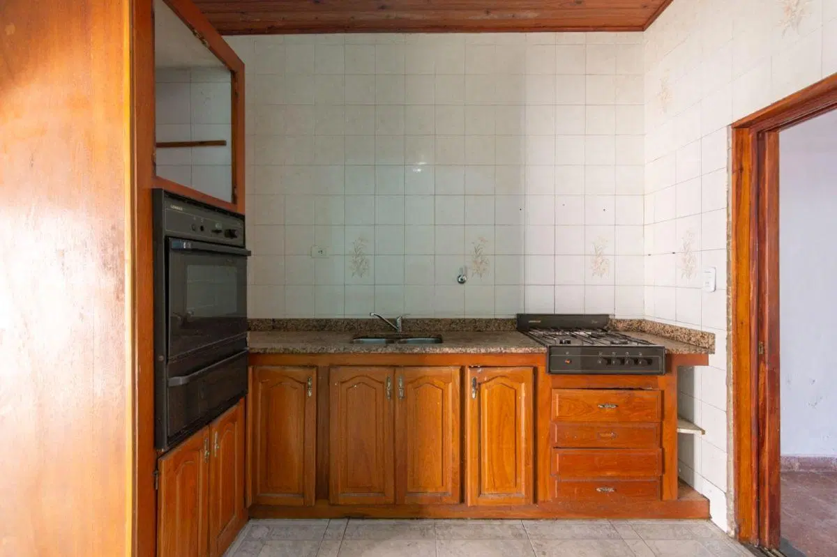 Casa 3 ambientes venta Moron 4