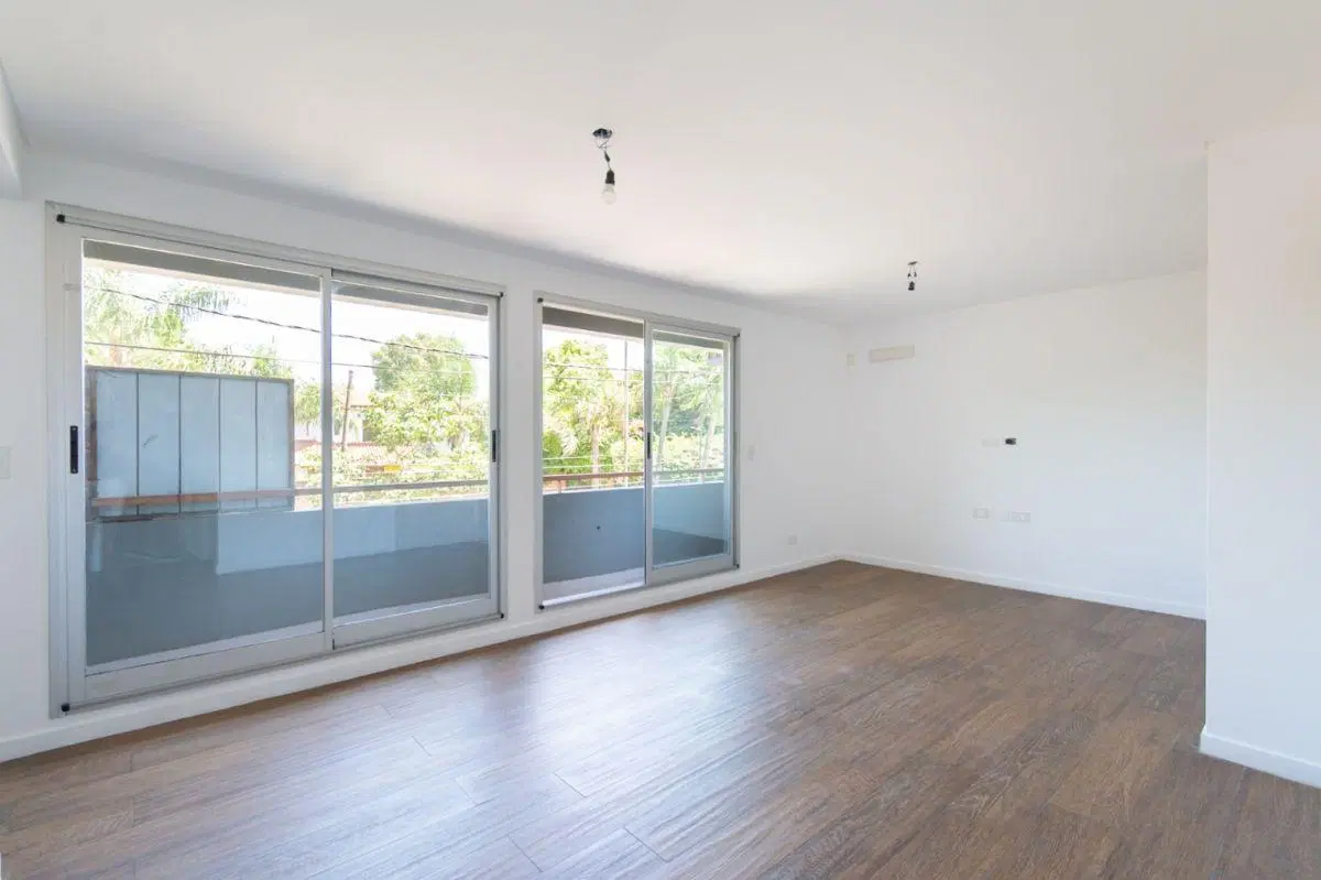 Departamento 3 ambientes venta Ituzaingó 8