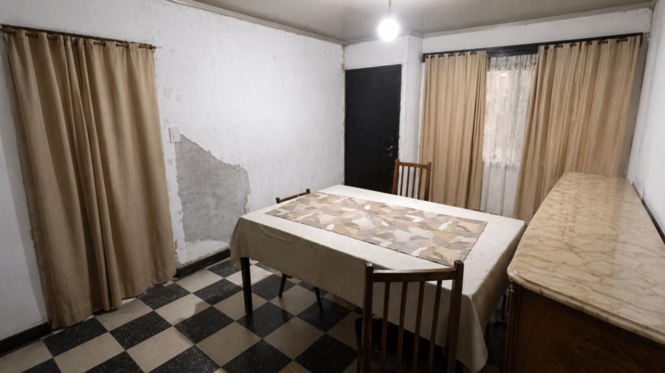 Foto de Casa 4 Ambientes Venta Isidro Casanova, imagen 1