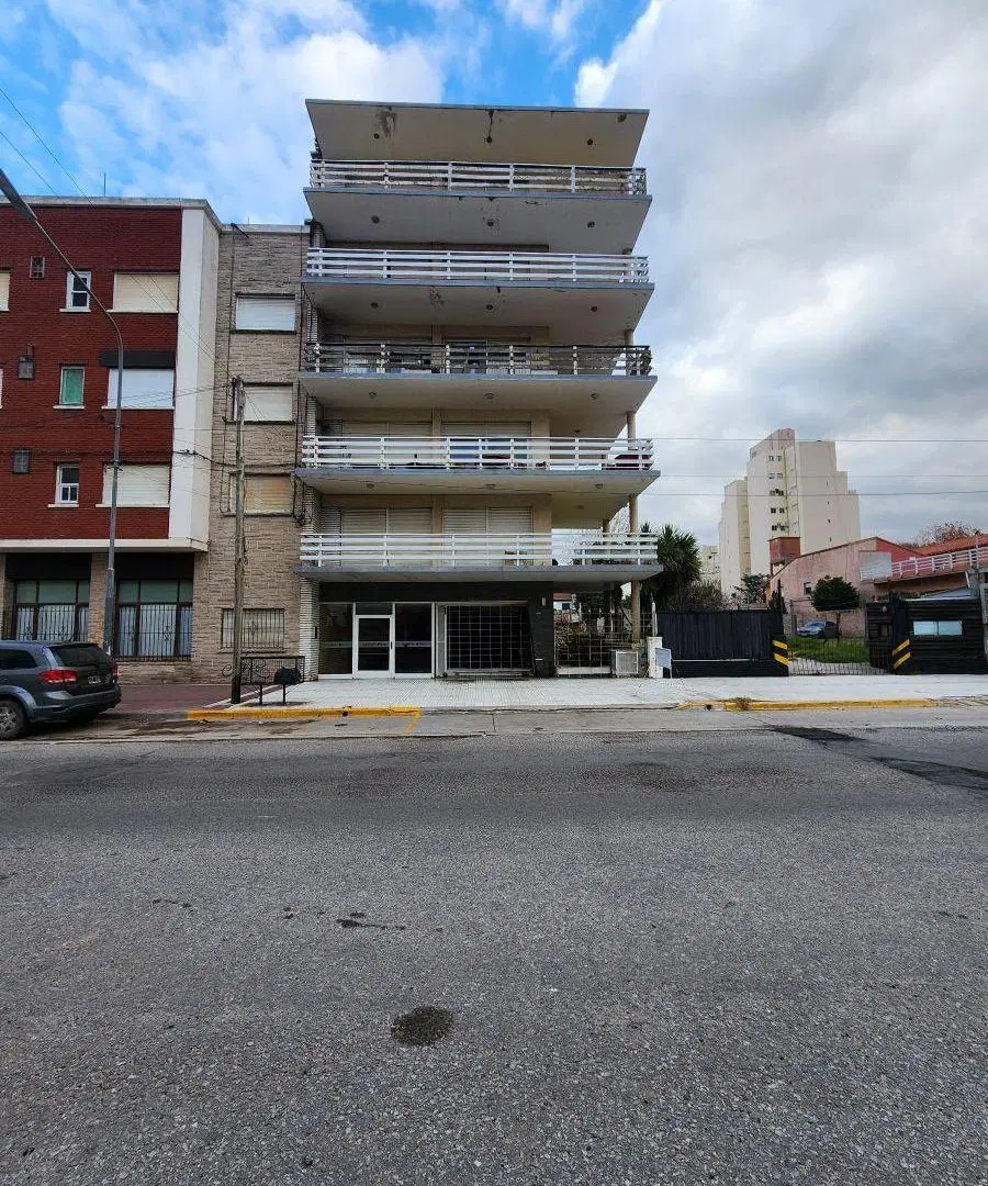 Excepcional semipiso 4 ambientes 5